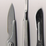 800px-various_scalpels