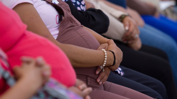 La natalidad a corta edad también está relacionada con padecimientos médicos (Foto: Cuartoscuro)