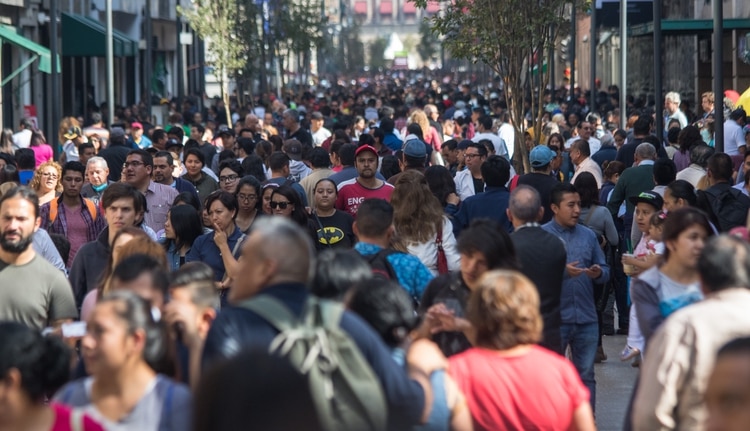El aguinaldo es una prestación que debe recibirse en todas las empresas mexicanas antes del 20 de diciembre (Foto: Moisés Pablo/ Cuartoscuro)