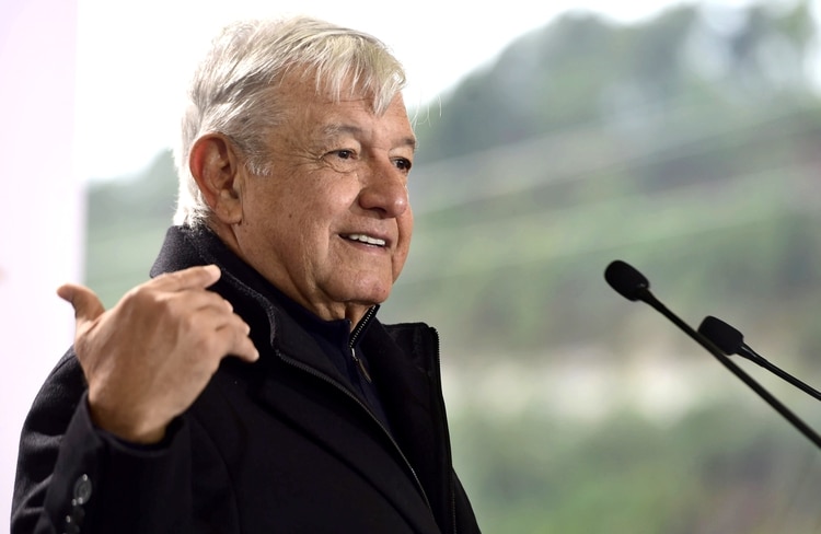 Mexico's President Andres Manuel Lopez Obrador delivers speech during an official event in Ciudad Hidalgo, in Michoacan state, Mexico, December 21, 2019. Mexico's Presidency/Handout via REUTERS ATTENTION EDITORS - THIS IMAGE WAS PROVIDED BY A THIRD PARTY. MUST CREDIT MEXICO'S PRESIDENCY. MANDATORY CREDIT. NO RESALES. NO ARCHIVES.