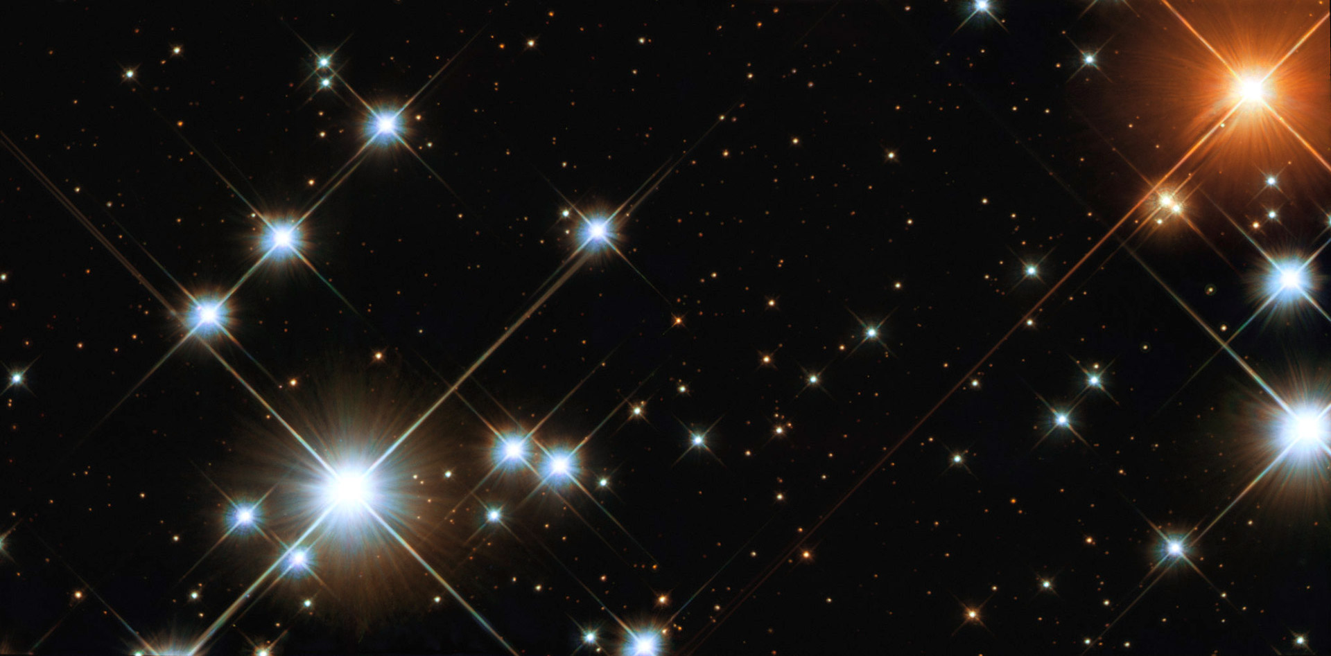 Esta imagen del Hubble muestra estrellas en el centro de Caldwell 94, un cúmulo abierto que tiene sólo unos 16 millones de años