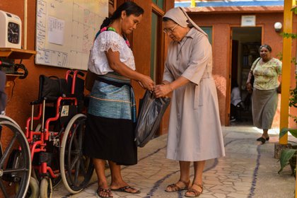 Actividades religiosas deberán respetar el semáforo epidemiológico regional (Foto: Isabel Mateos/Cuartoscuro)