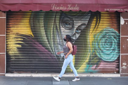 Para atender la emergencia sanitaria por COVID-19, el gobierno destinó 516.3 miles de millones de pesos (Foto: EFE / Sáshenka Gutiérrez)
