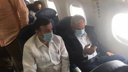 AMLO Avion Cubrebocas (Foto: Twitter)