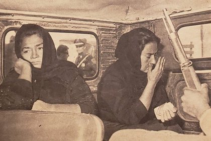 Las hermanas María de Jesús y Delfina 