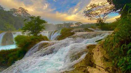 El centro turístico ofrece un restaurante para hasta 60 comensales, así como 15 cabañas y áreas para acampar (Foto: Facebook @Eduardo Ramírez)