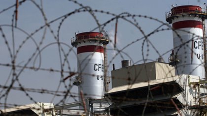 La iniciativa le entregaría a la CFE un monopolio en la industria eléctrica, advirtió la iniciativa privada (Foto: Cuartoscuro)