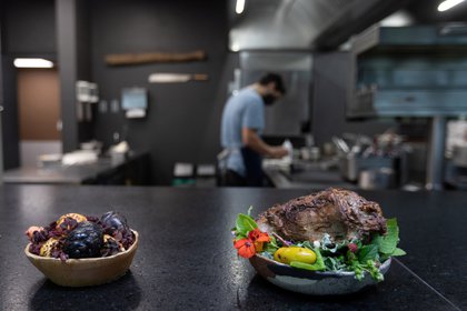 El sector restaurantero de Hermosillo también se vio afectado  (Foto: Reuters / Angela Ponce)