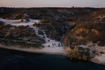 La frontera entre EEUU y México se encuentra cerrada por el coronavirus (REUTERS/Adrees Latif)