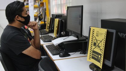 Tu contraseña para acceder a los servicios electrónicos del SAT debe estar actualizada (Foto: Cuartoscuro)