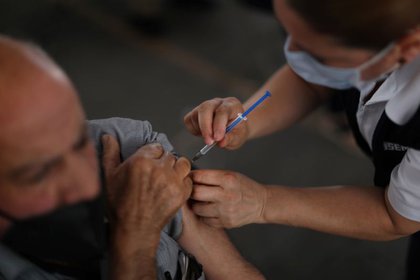 Hasta ahora, México ha recibido un total de 16.9 millones de dosis, de las que ya ha aplicado 11.7 millones. (Foto: Reuters)