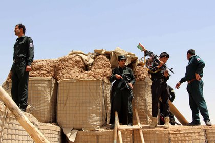 Soldados afganos en Helmand (Afganistan). (EFE/EPA/WATAN YAR/Archivo)