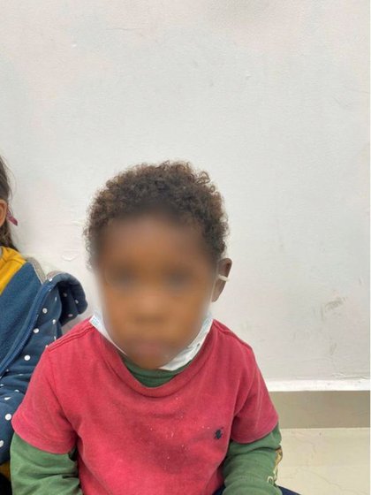 Un niño hondureño de 4 años no acompañado es fotografiado luego de ser rescatado por agentes del Instituto Nacional de Migración y miembros de la Guardia Nacional de México. (Foto: REUTERS /Instituto Nacional de Migración de México)