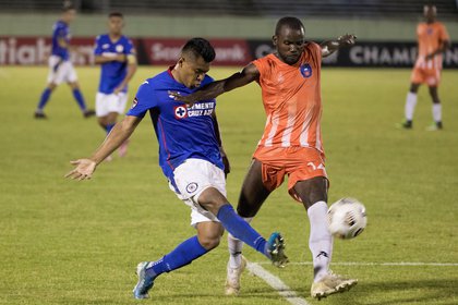 La Concacaf apoyará al equipo caribeño para que pueda cumplir con su compromiso en la Liga de Campeones de la Concacaf (Foto: EFE/Orlando Barría)