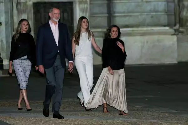 Princess Leonor And Princess Sofía Attend A Surprise Concert