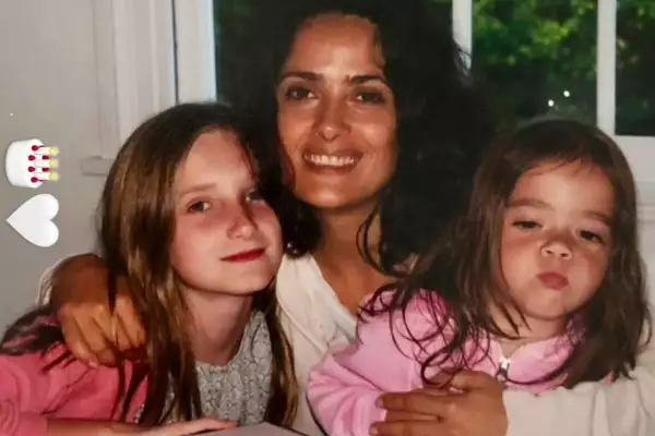 Salma Hayek y su hijastra Mathilde Pinault y su hija Valentina Paloma Pinault