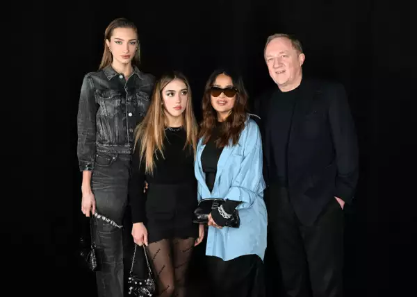 mathilde-valentina-paloma-pinault-salma-hayek-françois-henri-pinault