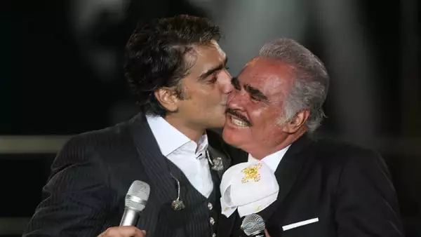 Alejandro y Vicente Fernández