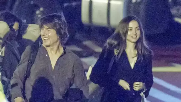 PREMIUM EXC Ana de Armas, Tom Cruise