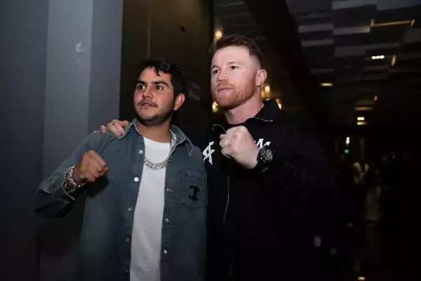 Felicidades una más a la historia viejon @canelo (1).jpg