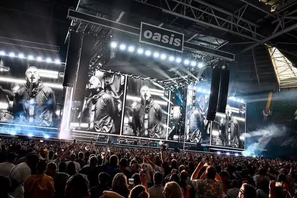 reunion-oasis-cardiff