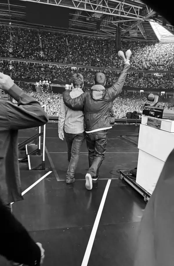 reunion-oasis-cardiff.jpg