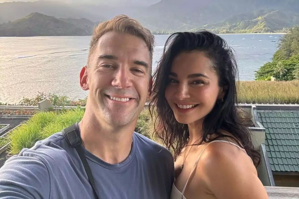 Lewis Howes y Martha Higareda