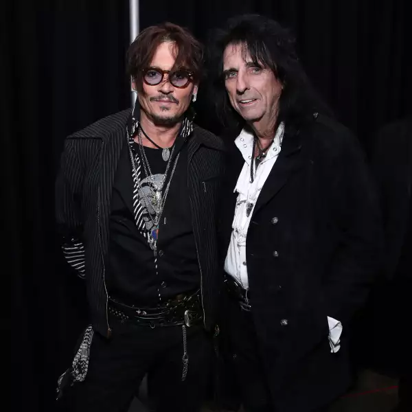Johnny Depp y Alice Cooper