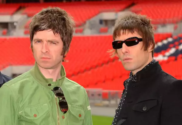 reunion-oasis-cardiff