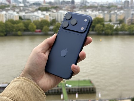 Ahora imagínalo en negro mate | Imagen: Xataka