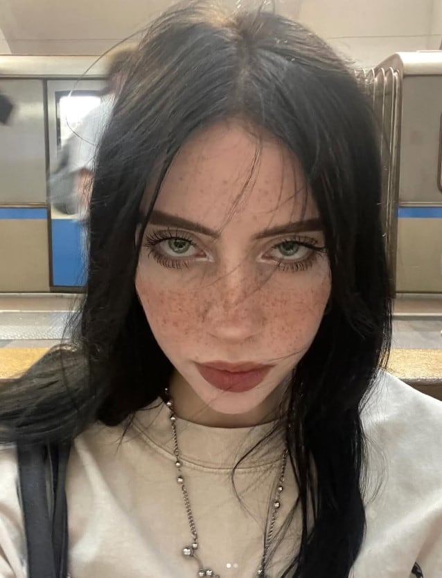 Irina Minkina, influencer idéntica a Billie Eilish