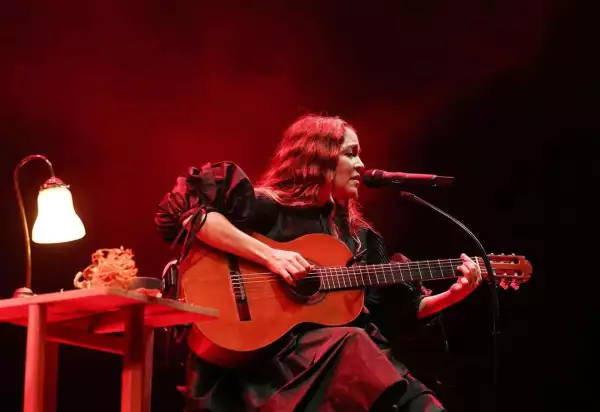 Natalia-Lafourcade
