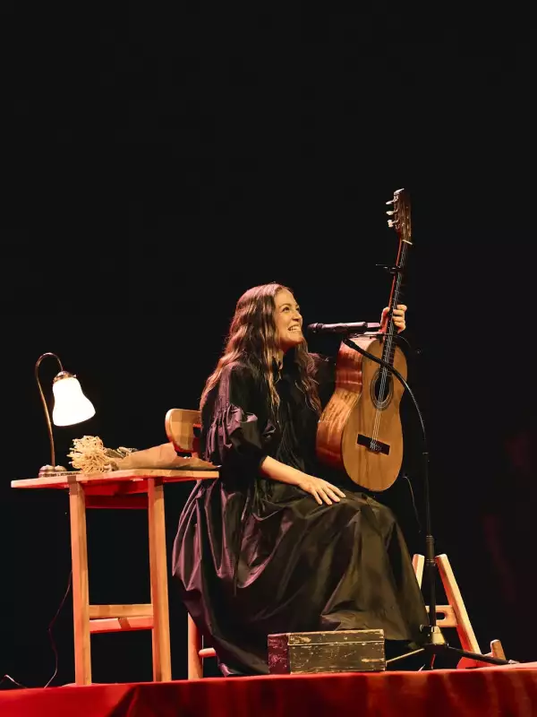 Natalia-Lafourcade
