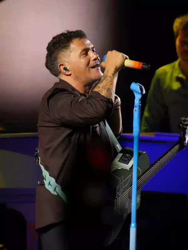 Alejandro Sanz da el segundo concierto de su gira ¿Y ahora qué? en el Auditorio GNP Seguros de Puebla