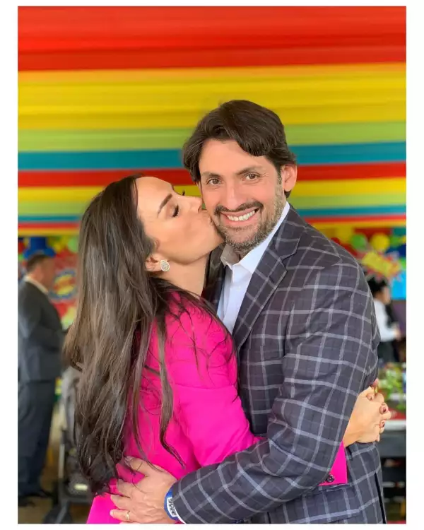 Nunca me voy a cansar de decírtelo..... TE AMO (1).jpg