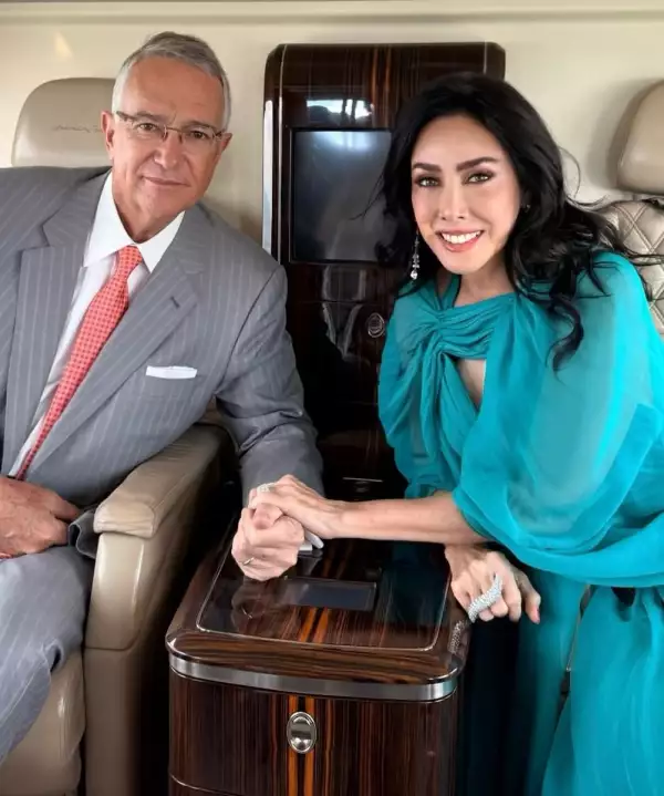 Ricardo Salinas Pliego y María Laura Medina