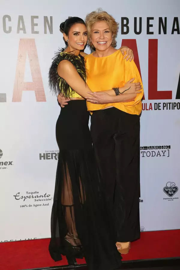 Aislinn Derbez Gabriela Michel 