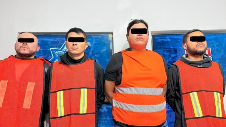 Detuvieron a cuatro  personas involucradas en riña afuera bar