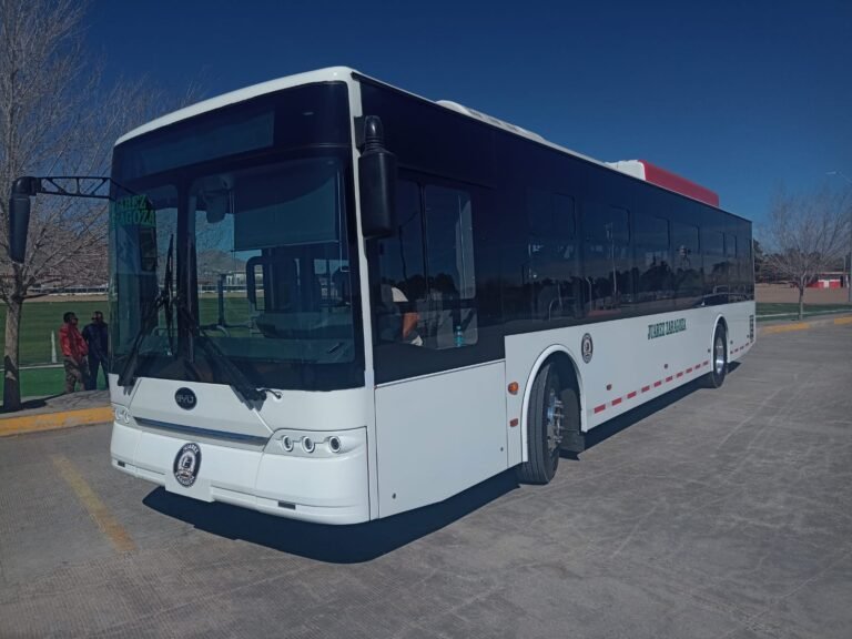 Inversión privada en camiones eléctricos para el transporte público de Juárez, bienvenidos: De la Peña