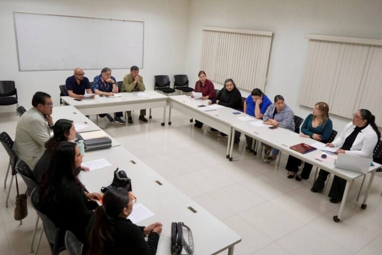 Histórica entrega-recepción en Asociación de Padres de Familia de Juárez marca nueva etapa de transparencia