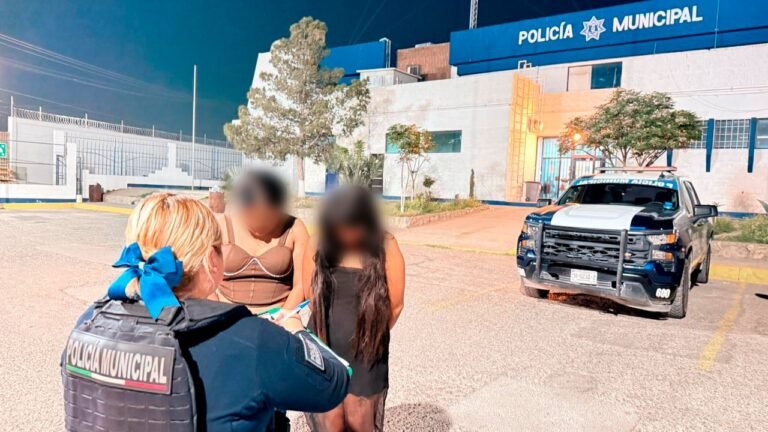 Elementos municipales resguardaron a dos mujeres procedentes de Torreón; fueron abandonadas a su suerte por un hombre