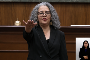 VIDEO:🏛️ Graciela Domínguez Nava rinde protesta como gobernadora interina de Sinaloa.
