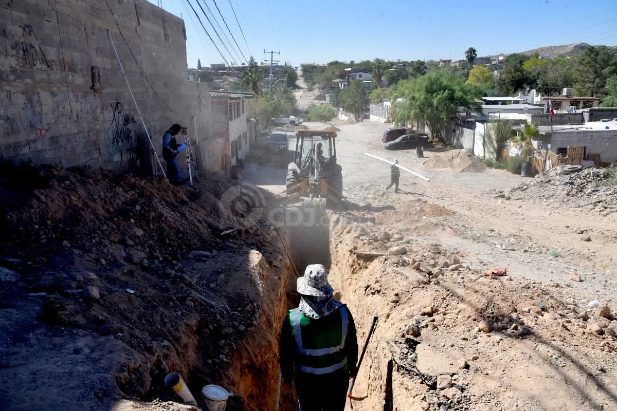 Le meten 10 mdp de cariño a la calle Obsidiana; la pavimentarán con concreto
