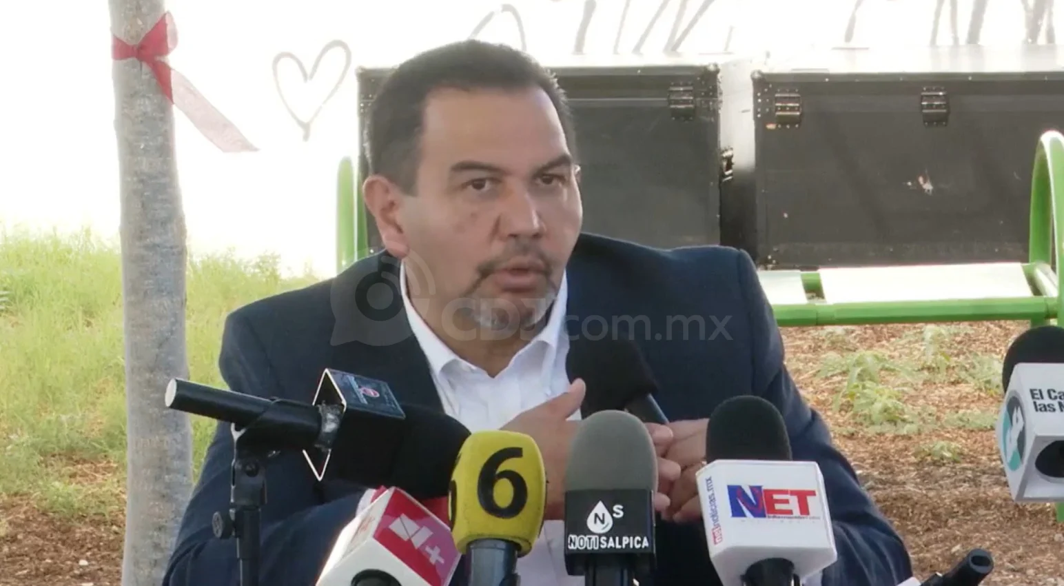 Paga un particular servicio de seguridad para Cruz Pérez Cuellar