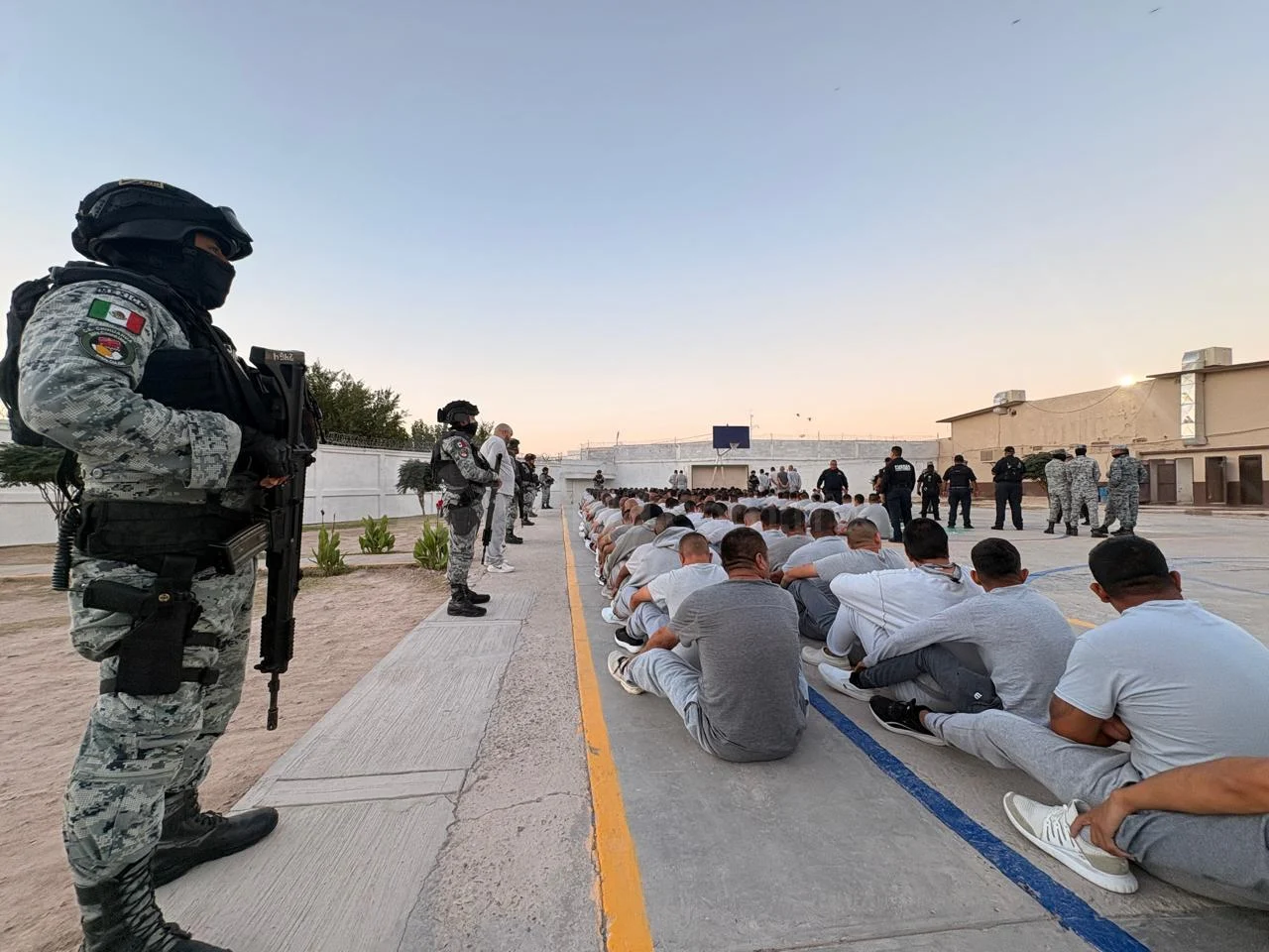 Policía Estatal despliega otro cateo en CERESO 3; aseguran objetos prohibidos