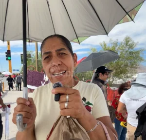 Ciudadana pide a Sheinbaum atención médica y especialistas; “Yo le pido a la presidenta que si nos puede echar la mano”