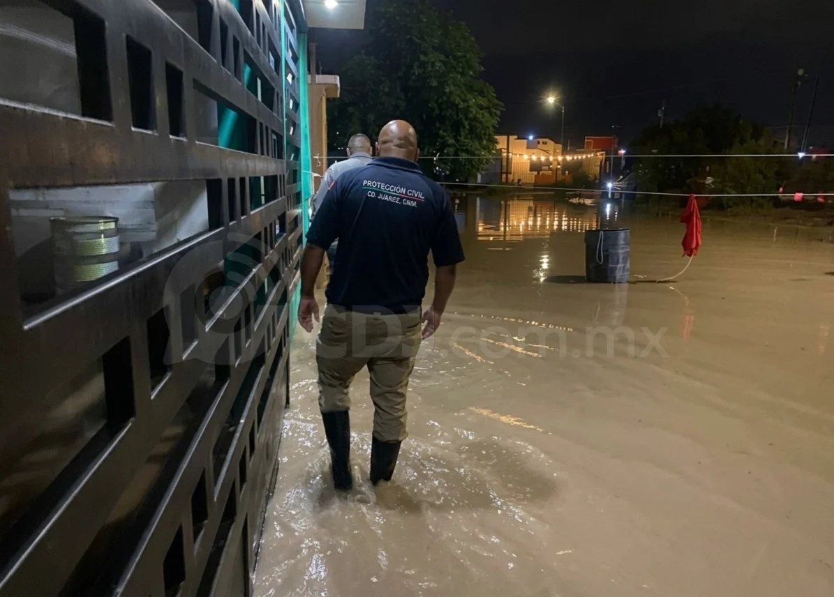 Héroes sin capa: rescatistas de Protección Civil y Bomberos, a la altura de la contingencia