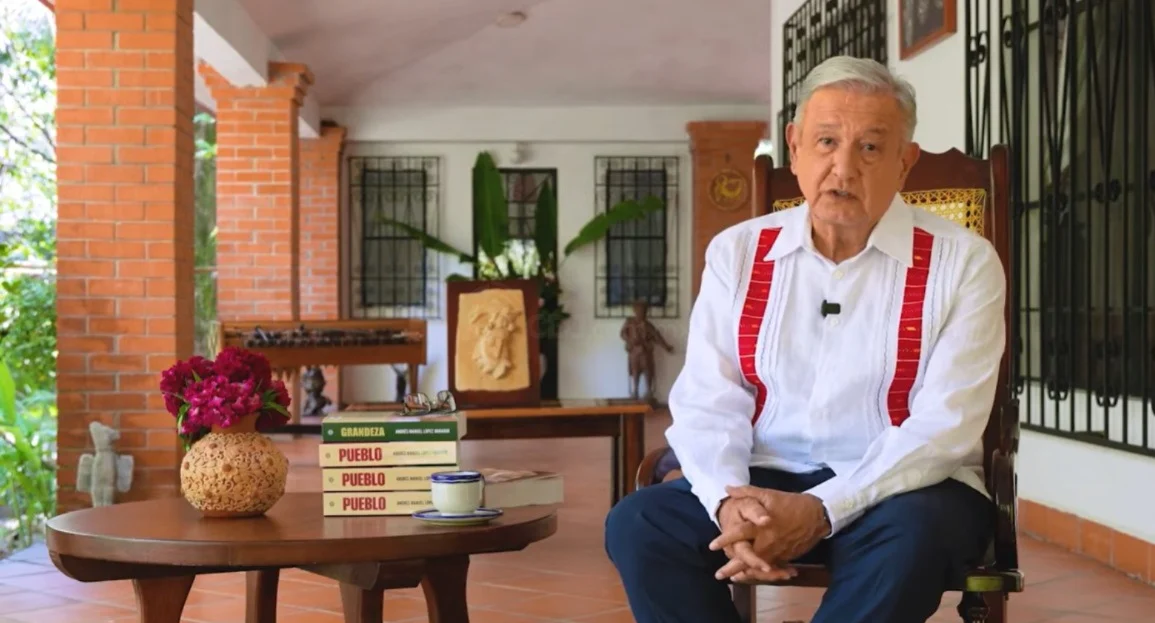 Reaparece AMLO desde Palenque y acusa de “neofascismo” a periodistas y medios