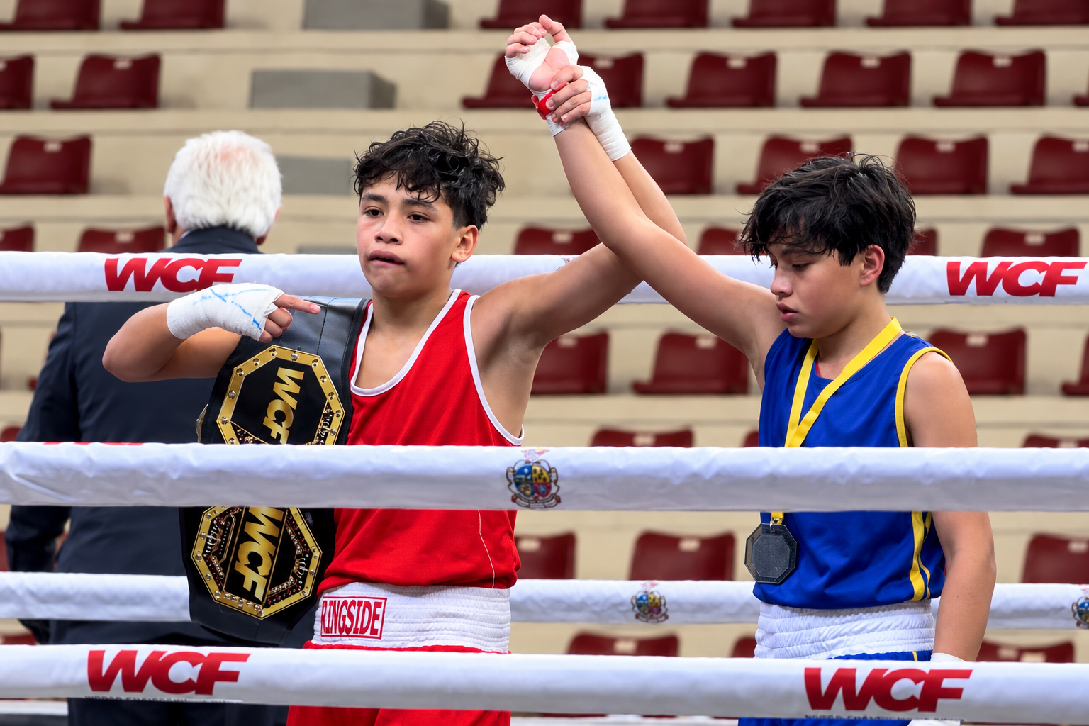 Jóvenes boxeadores toman el ring del Neri Santos; buscan impulsar nuevos talentos desde las colonias de Juárez