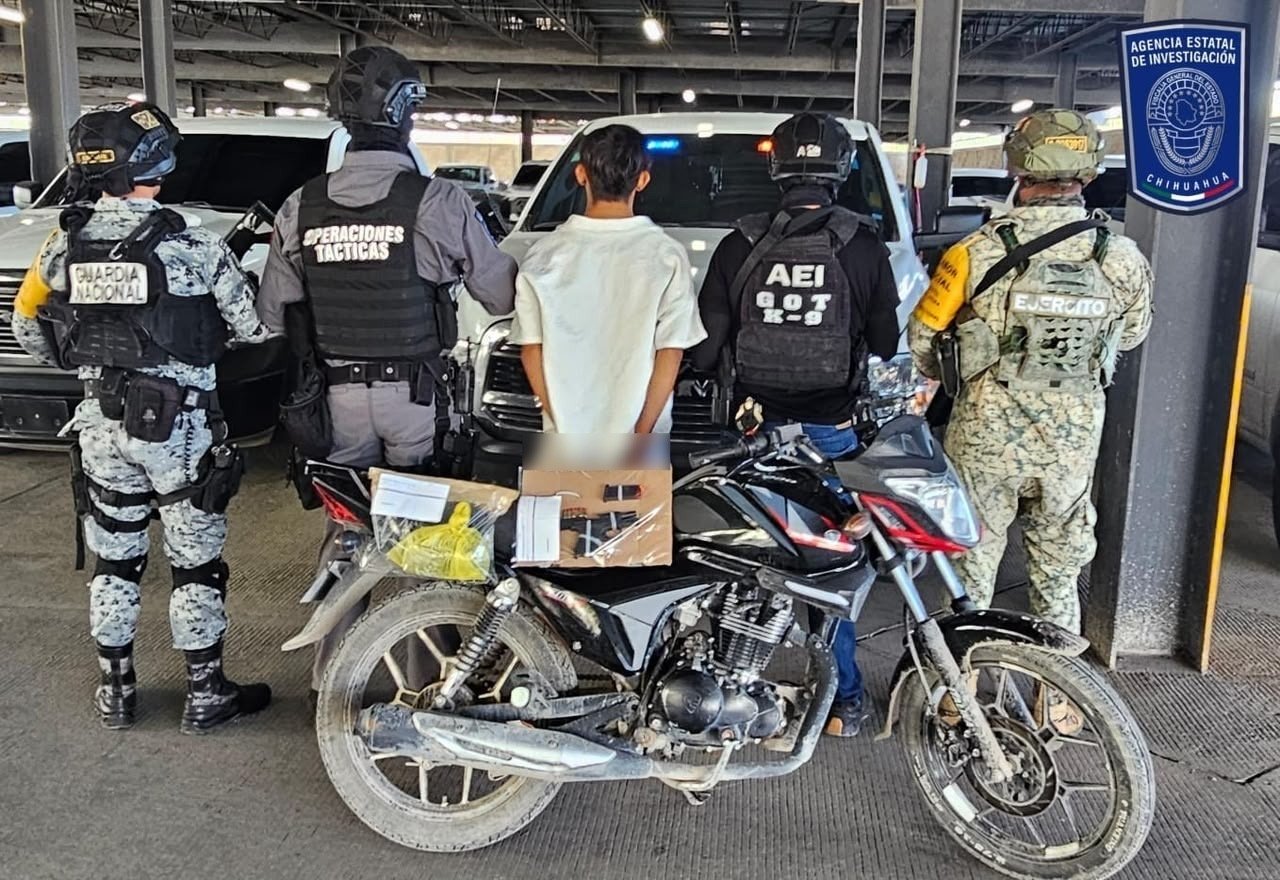 Detienen a adolescente de 17 años con pistola y 115 gramos de marihuana en Ciudad Juárez